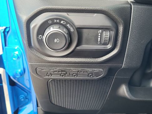 New 2026 Jeep Wrangler Unlimited Sport image 25