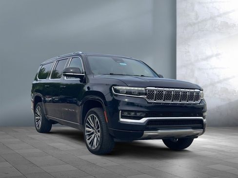 Used 2024 Jeep Grand Wagoneer L Series III AWD/4WD image 8