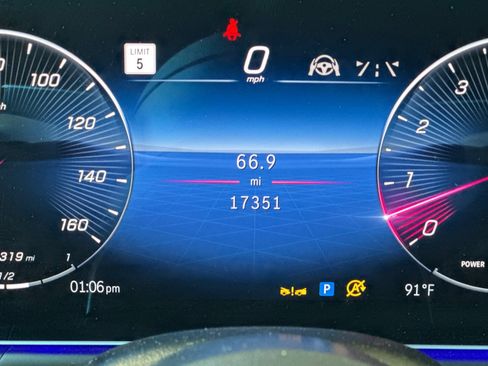 Certified 2024 Mercedes-Benz GLE 450 4MATIC image 25