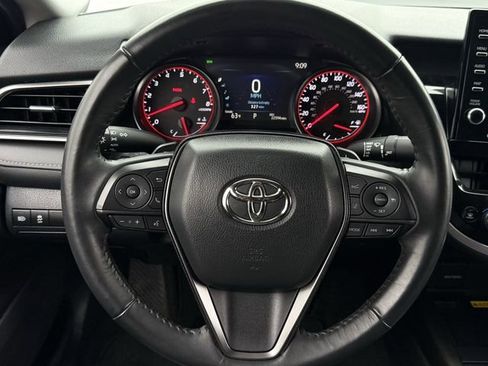 Used 2024 Toyota Camry XSE FWD image 11