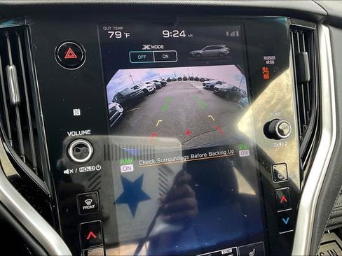 Used 2021 Subaru Outback Limited image 21