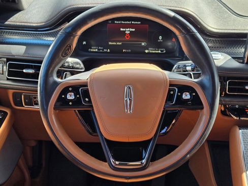 Used 2021 Lincoln Aviator Black Label w/ Dynamic Handling Package image 14