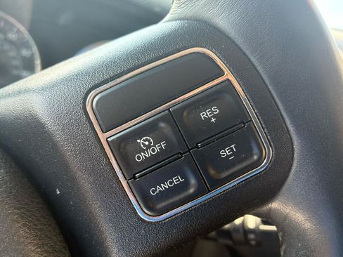 Used 2014 Jeep Wrangler Unlimited Rubicon w/ Connectivity Group AWD/4WD image 17
