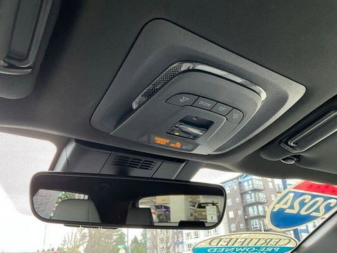 Certified 2024 Subaru Solterra Limited image 16