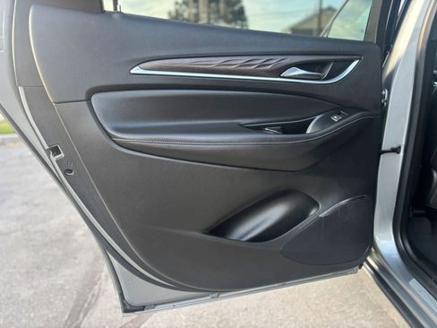 Used 2024 Buick Enclave Avenir w/ Avenir Technology Package image 14