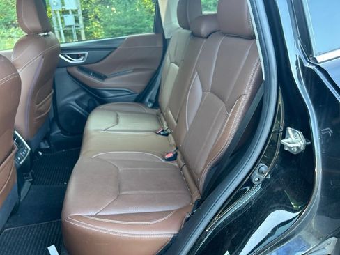 Used 2020 Subaru Forester Touring AWD/4WD image 15