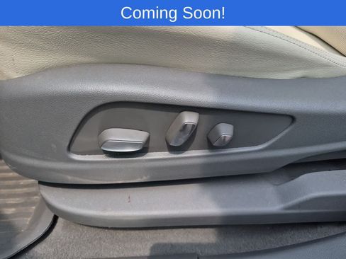 Used 2024 Cadillac XT5 Premium Luxury w/ LPO, Floor Liner Package AWD/4WD image 17