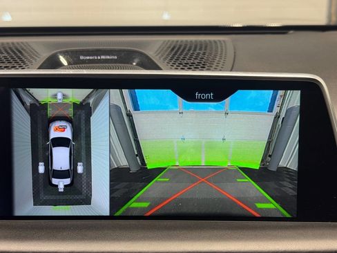 Used 2019 BMW M760i xDrive w/ Luxury Rear Seating Package image 79