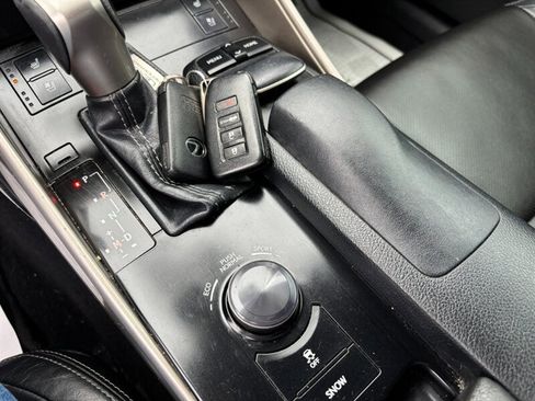 Used 2014 Lexus IS 250 Base image 17