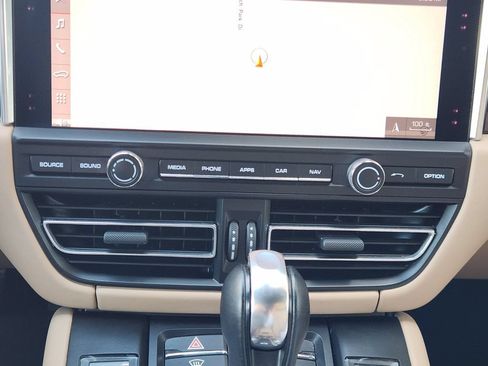 Used 2019 Porsche Macan S AWD/4WD image 19