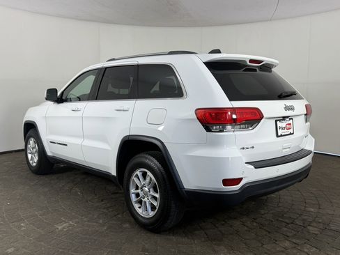 Used 2019 Jeep Grand Cherokee Laredo AWD/4WD image 5