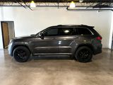 Used 2018 Jeep Grand Cherokee Summit w/ Platinum Series Group image 2
