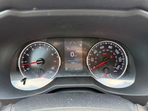 Used 2021 Toyota RAV4 LE FWD image 18