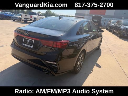 Used 2020 Kia Forte LXS FWD image 3