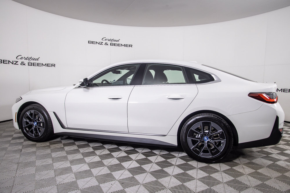 Used 2023 BMW i4 eDrive35 w/ Premium Package RWD image 11