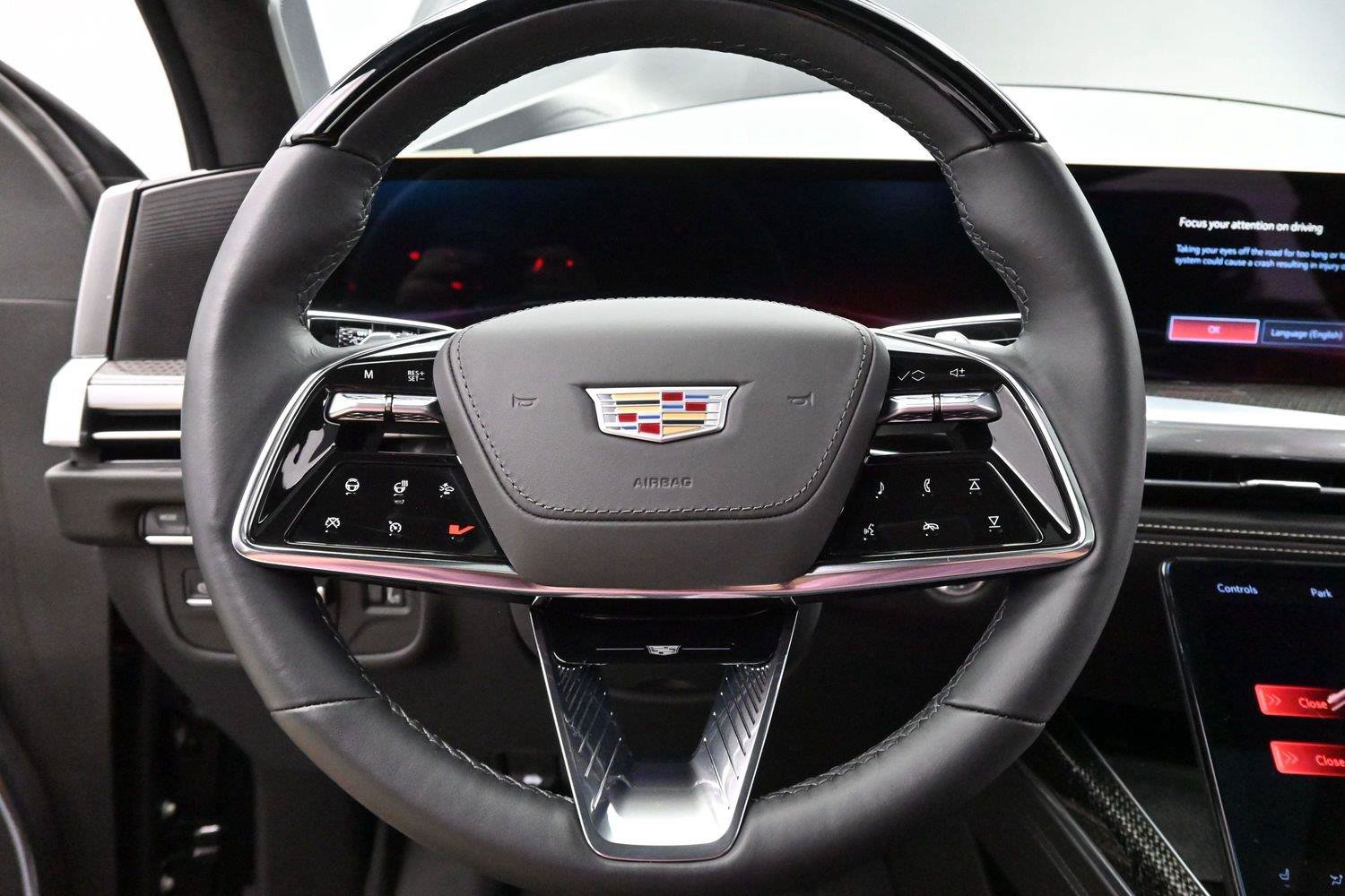Used 2025 Cadillac Escalade V w/ LPO, ONYX Package AWD/4WD image 18