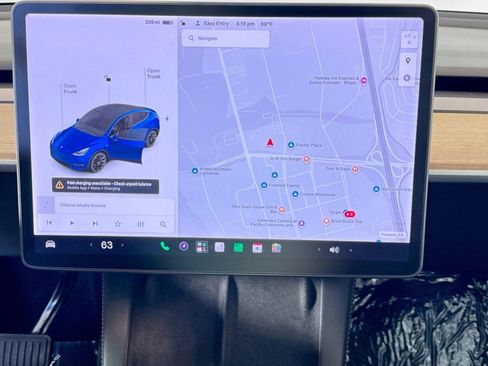 Used 2021 Tesla Model Y Long Range AWD/4WD image 12