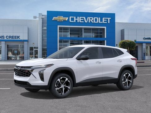 New 2026 Chevrolet Trax RS w/ Driver Confidence Package FWD image 6