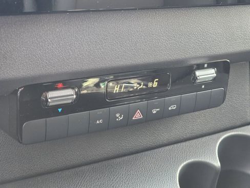 New 2025 Mercedes-Benz Sprinter 2500 image 31