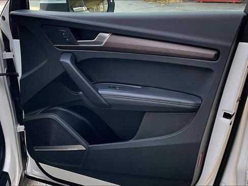 Used 2021 Audi Q5 2.0T Premium Plus w/ Premium Plus Package image 14