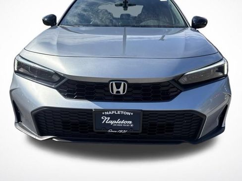 Used 2025 Honda Civic Sport image 2