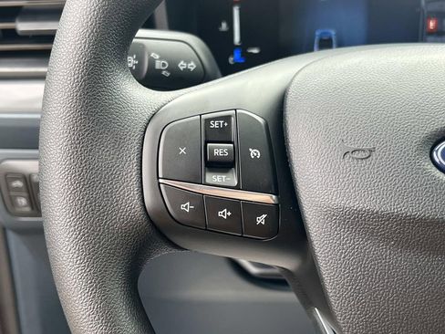 New 2025 Ford Maverick XL image 21