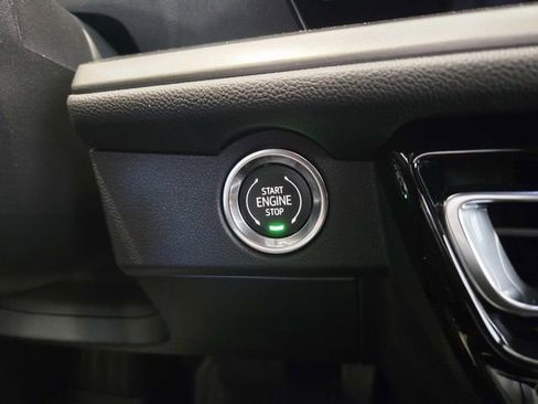 New 2026 Chevrolet Traverse LT w/ Midnight/Sport Edition FWD image 24