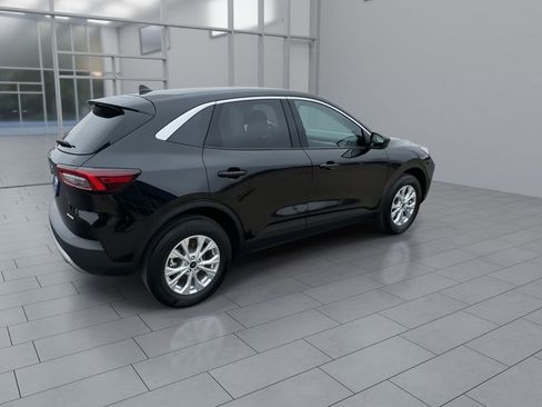 Used 2023 Ford Escape Active image 9