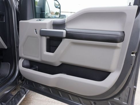 Used 2018 Ford F150 XLT w/ Equipment Group 302A Luxury image 25