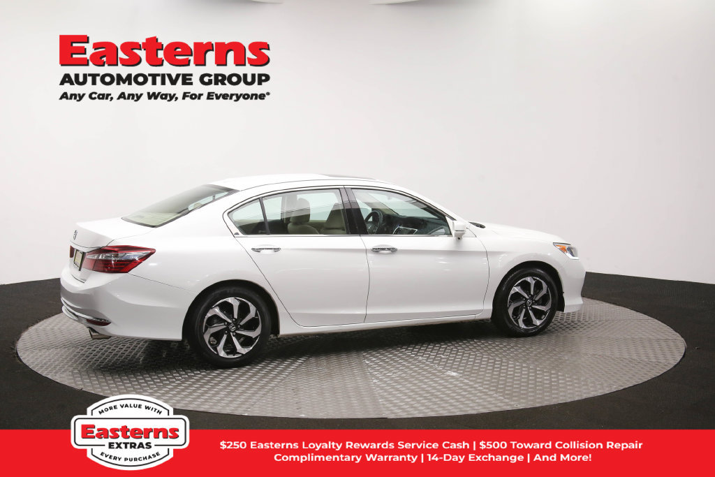 Used 2017 Honda Accord EX-L image 45