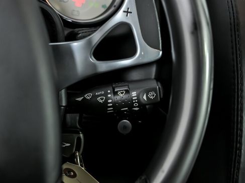 Used 2006 Aston Martin Vanquish S RWD image 32