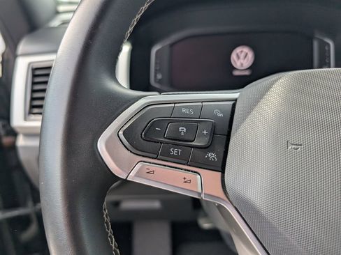 Used 2021 Volkswagen Atlas Cross Sport SEL Premium image 12