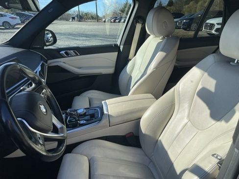 Used 2021 BMW X5 xDrive40i w/ Executive Package image 7