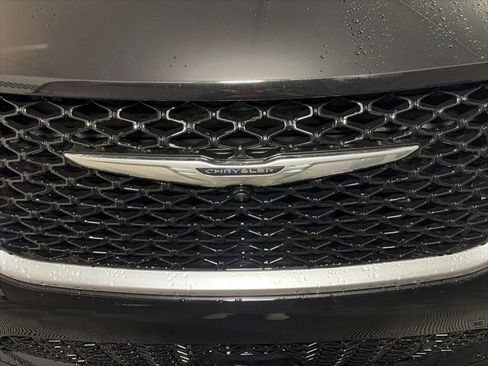 New 2026 Chrysler Pacifica Pinnacle image 12