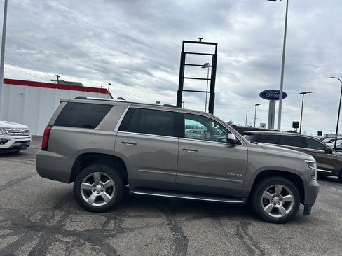 Used 2017 Chevrolet Tahoe Premier AWD/4WD image 6