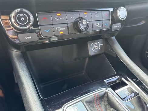 Used 2024 Jeep Compass Trailhawk image 46