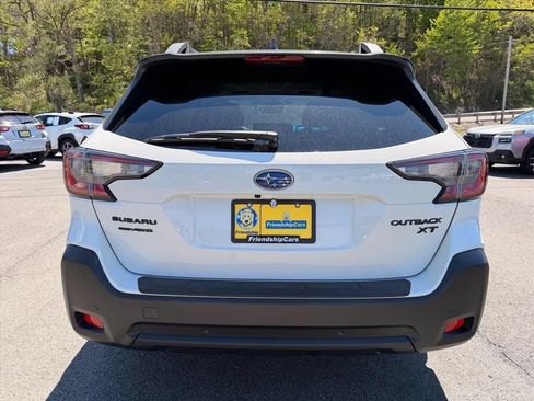 Used 2025 Subaru Outback Onyx Edition XT AWD/4WD image 11