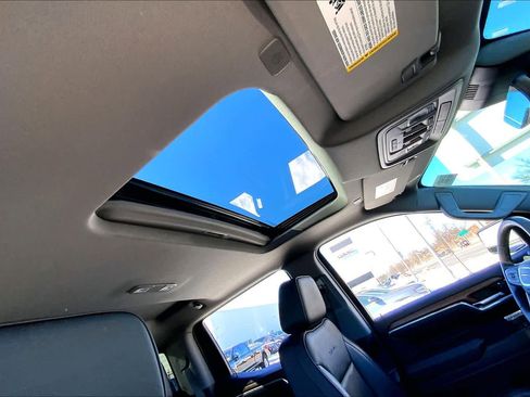 Used 2023 GMC Sierra 1500 Denali w/ Denali Reserve Package image 19