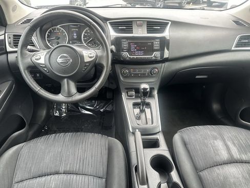 Used 2017 Nissan Sentra SV image 25