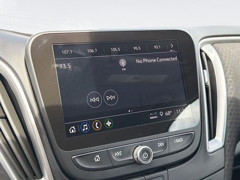 Used 2025 Chevrolet Malibu RS FWD image 15