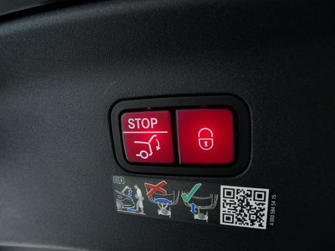 Used 2022 Mercedes-Benz AMG GT 53 image 8