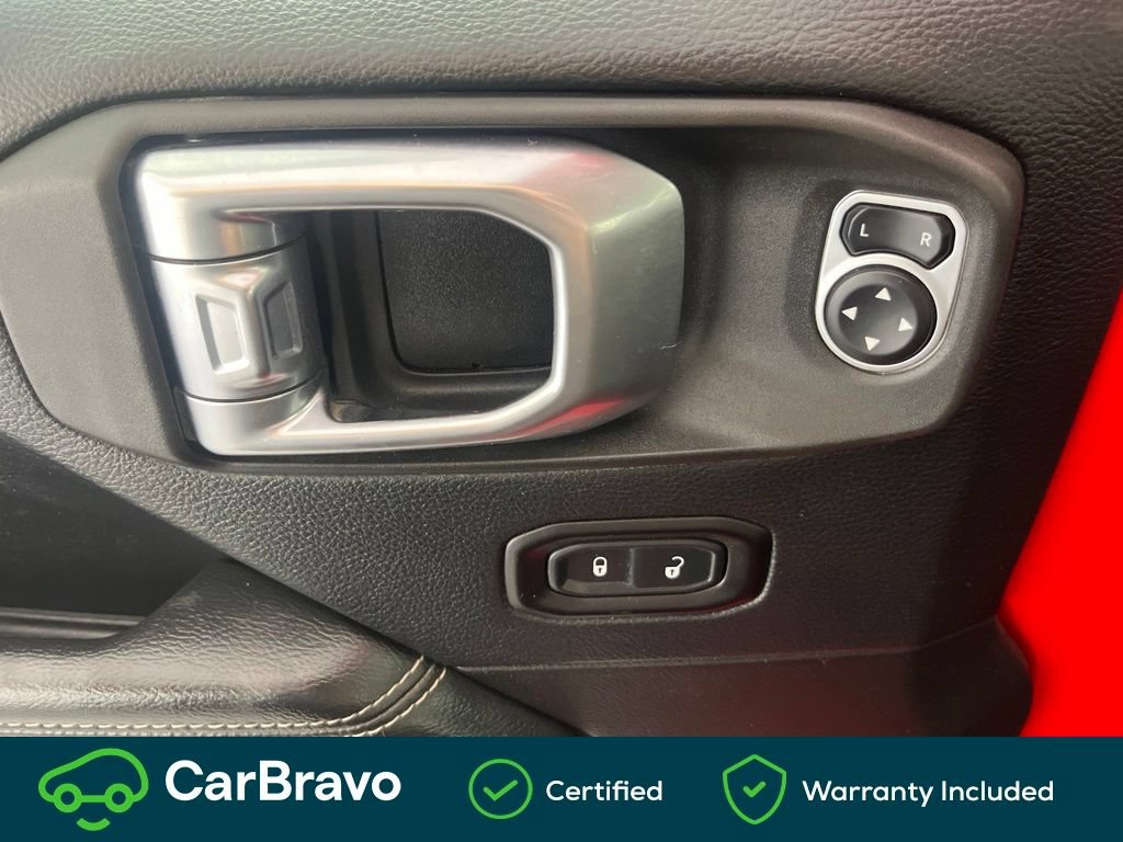 Used 2018 Jeep Wrangler Unlimited Sahara AWD/4WD image 20