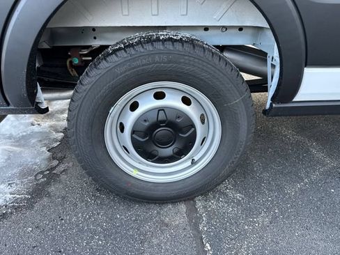 New 2025 Ford Transit 250 Low Roof w/ Load Area Protection Package RWD image 17