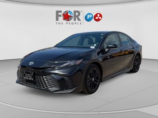Used 2025 Toyota Camry SE FWD video 1