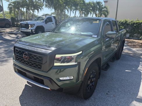 Used 2023 Nissan Frontier Pro-X w/ Pro-X Premium Package image 3