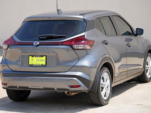 Used 2021 Nissan Kicks S FWD image 45