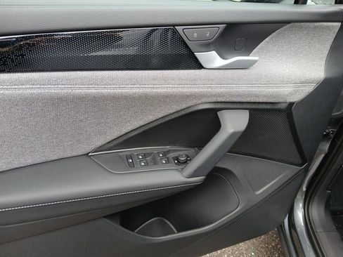 New 2025 Volkswagen Tiguan S image 11