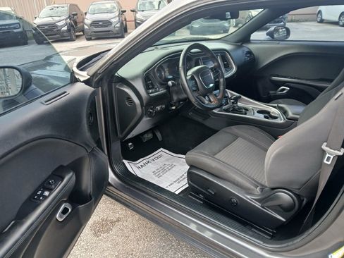 Used 2019 Dodge Challenger SXT w/ Blacktop Package RWD image 9