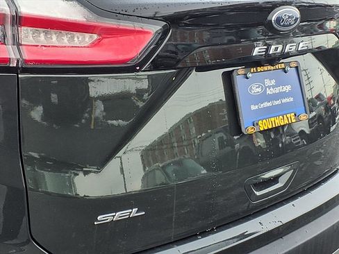Certified 2022 Ford Edge SEL w/ Convenience Package image 26