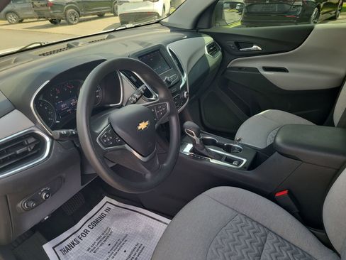 Used 2023 Chevrolet Equinox LS w/ LS Convenience Package FWD image 10